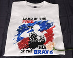 Load image into Gallery viewer, Soldier Land Of The Free Home Of The Brave 4th of July T-shirt American Pride Shirt for Men Women